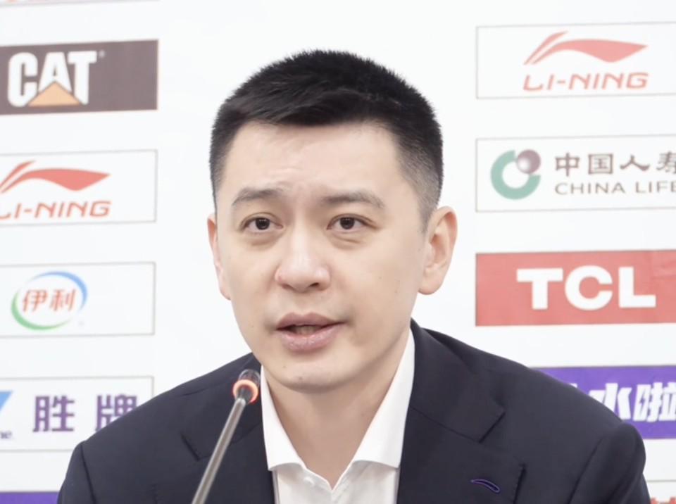 平台出款-杨鸣：比赛输了但我非常满意，全队12个人都像外援一样在努力